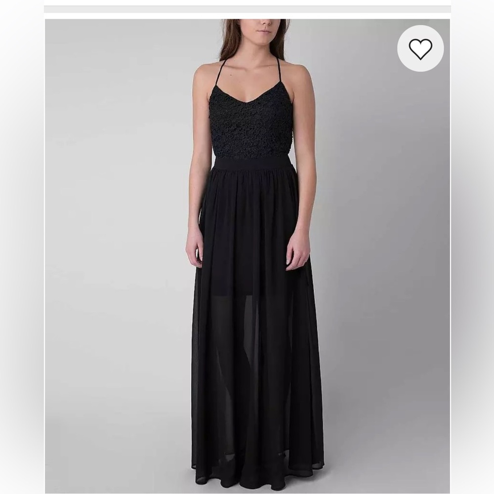 🖤 Double Zero Lace Maxi Dress 🖤